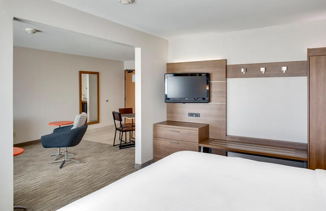 Holiday Inn Express Hotel & Suites Chickasha By Ihg-1