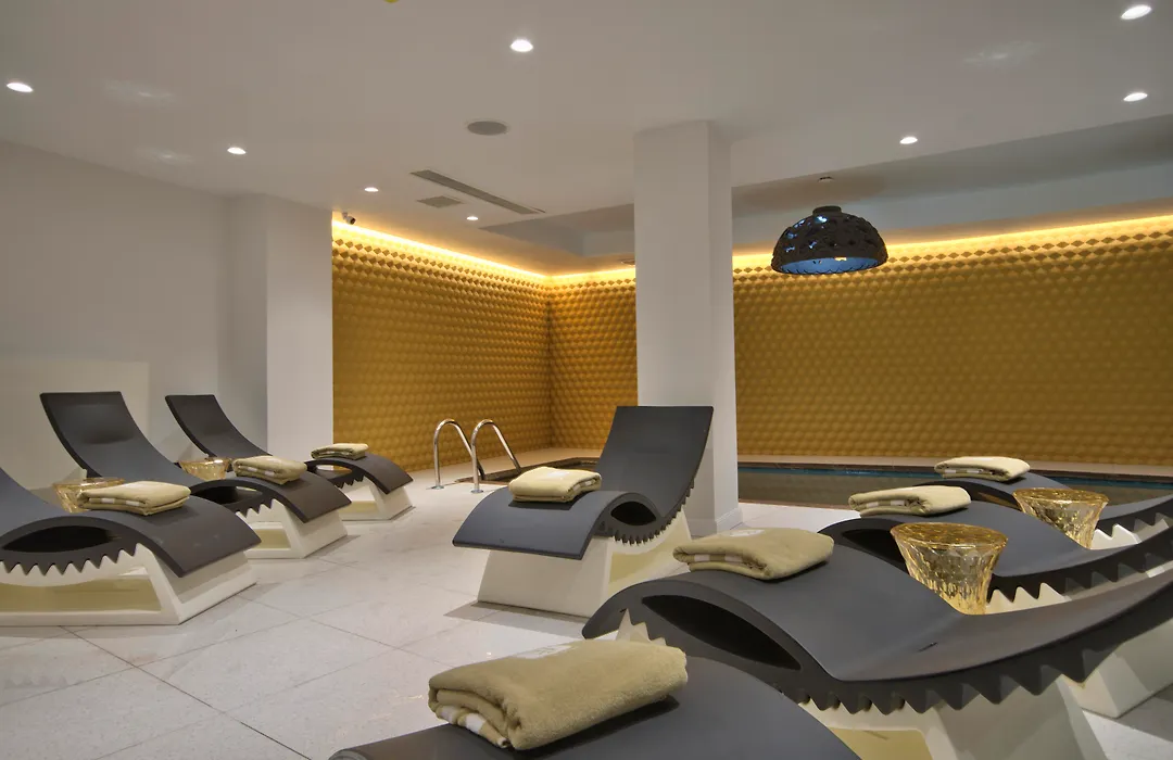 Holm Boutique & Spa - Ik Collection-1