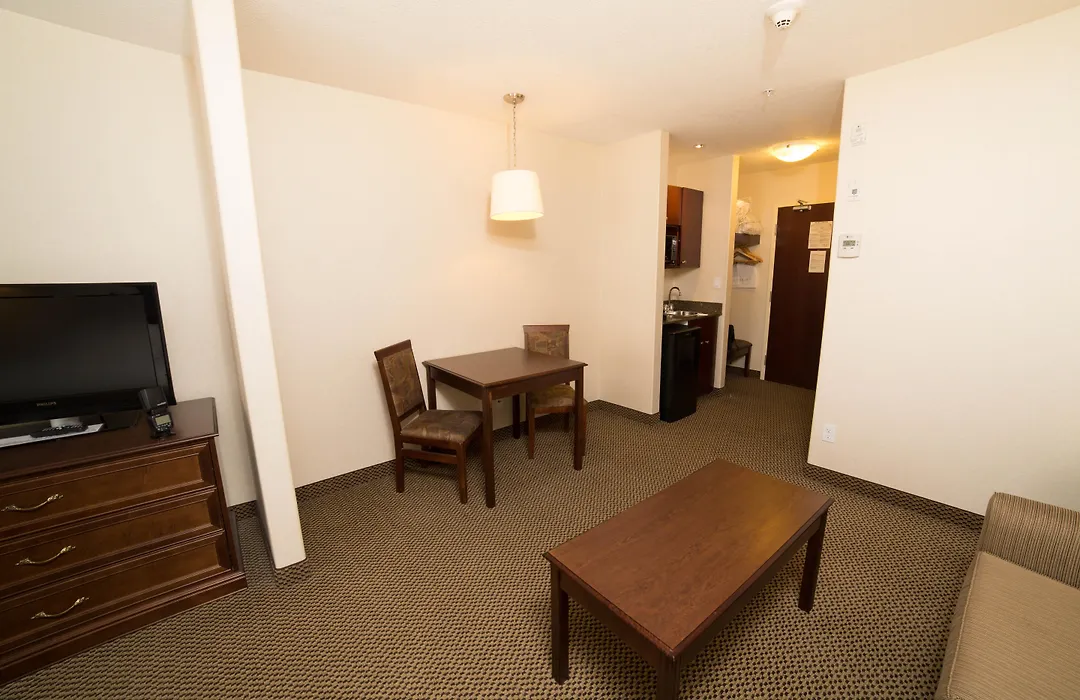 Holiday Inn Express Hotel & Suites - Slave Lake By Ihg-1