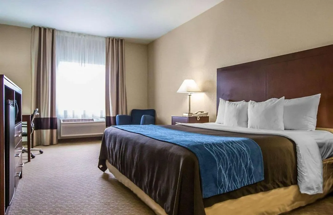 Quality Inn & Suites Dixon Near I-88-1