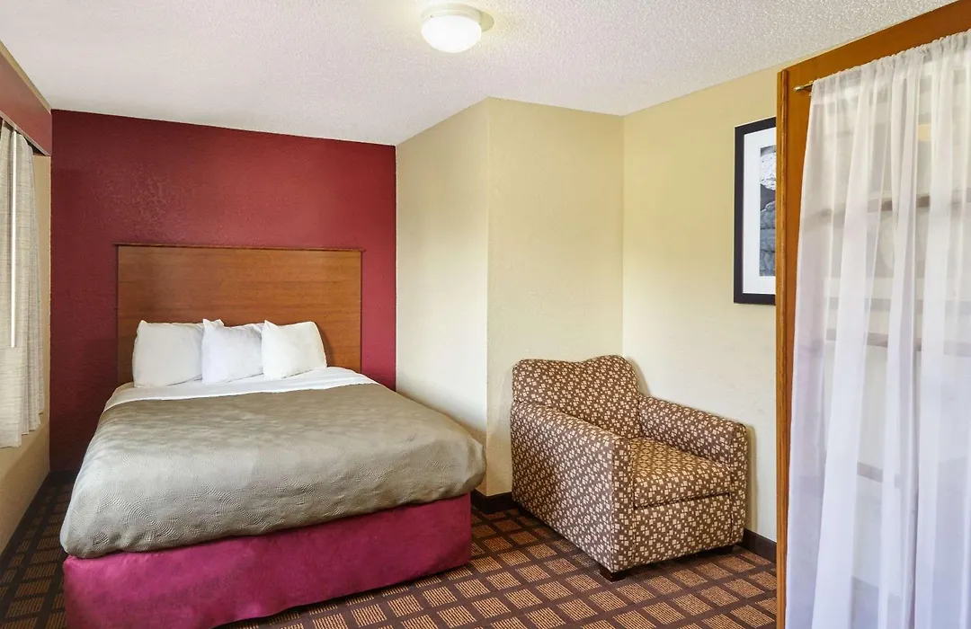 Americinn By Wyndham Burlington-1