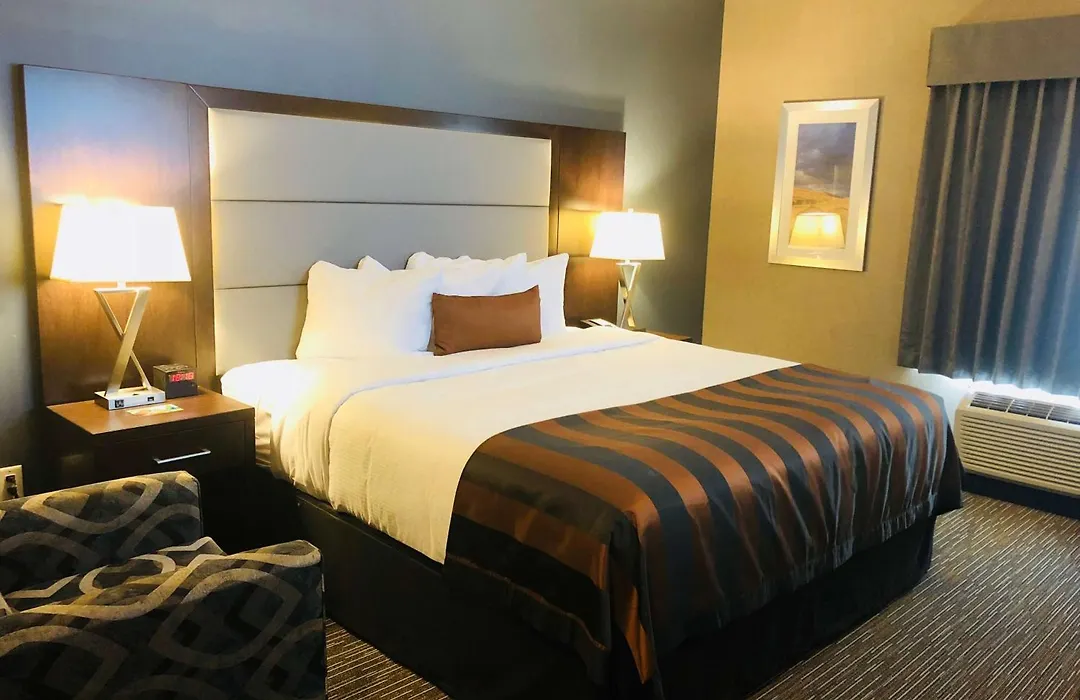 Wingate By Wyndham Kamloops-1