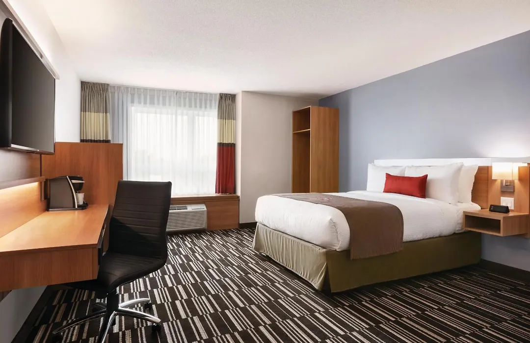 Microtel Inn & Suites By Wyndham Val-D Or-1