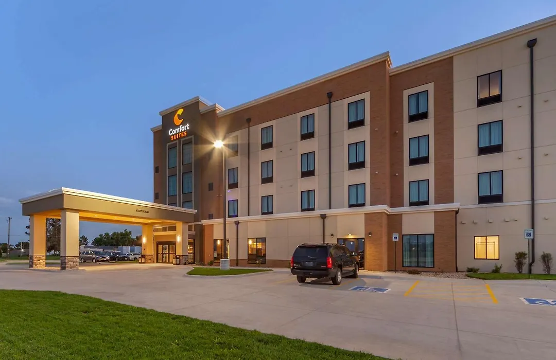 Comfort Suites Grand Island South-1