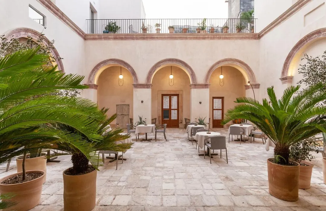 Palazzo Tafuri Boutique Hotel-1