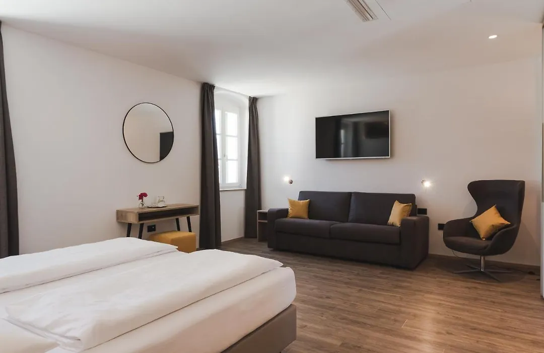 Hotel Mandelhof-1