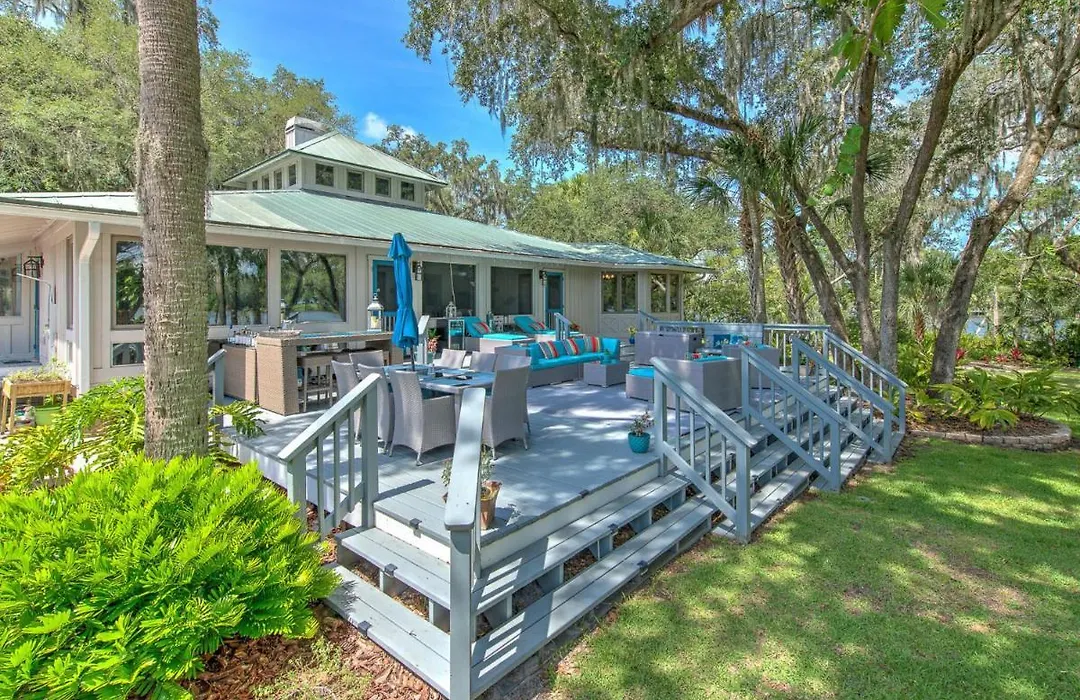 Riverbend Retreat Fla-1