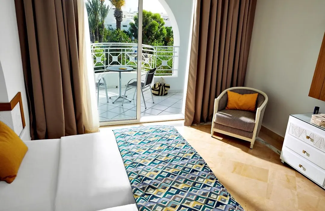 Tui Magic Life Africana-1