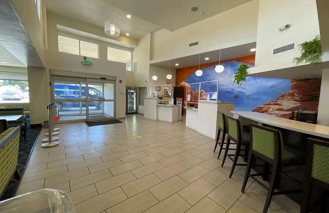 Wingate By Wyndham Cedar City-1