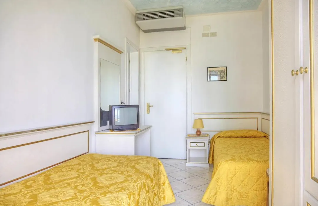 Hotel Elpiro-1