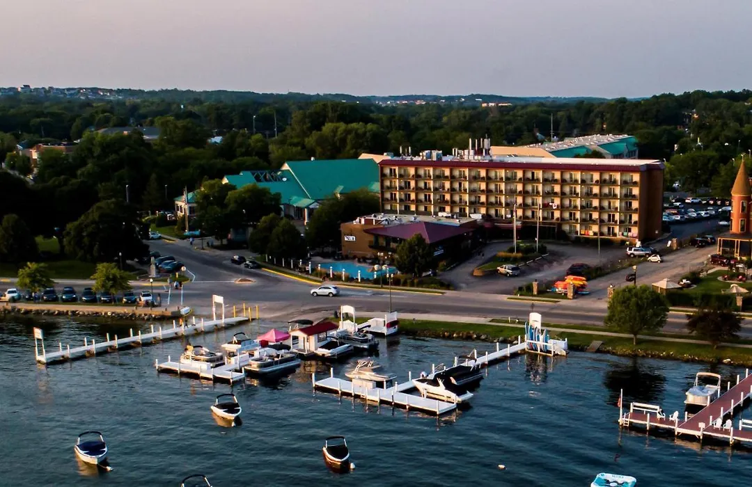 Harbor Shores On Lake Geneva-1