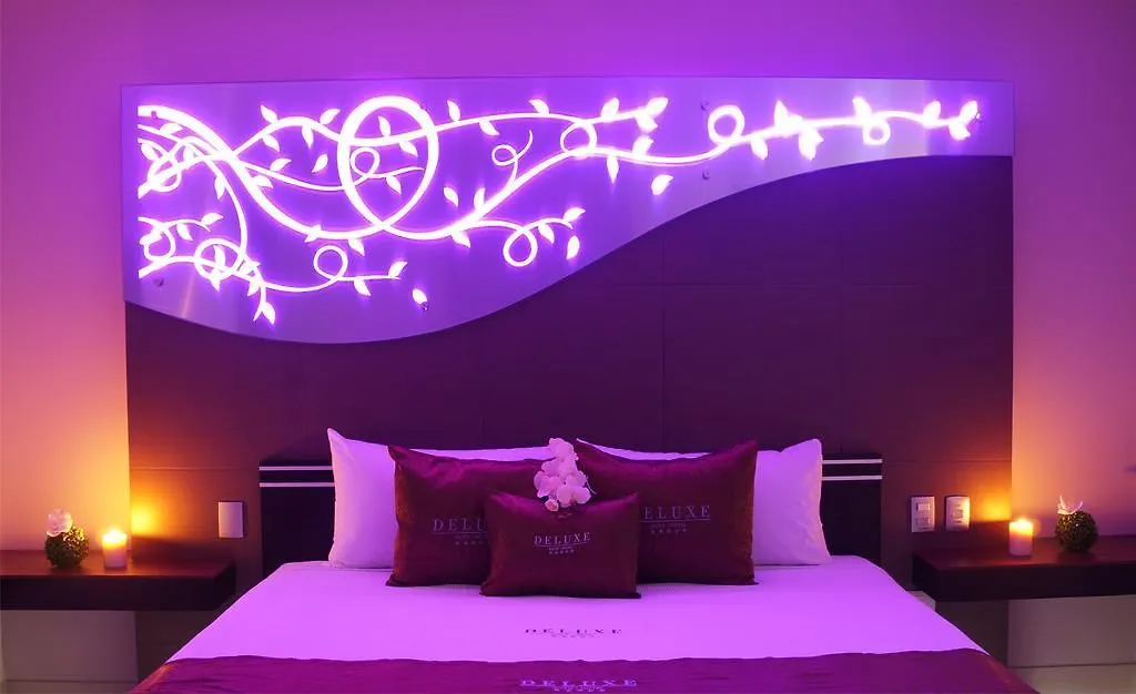 Auto Hotel Deluxe-1