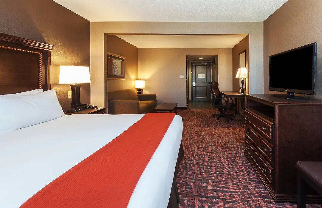 Holiday Inn Express Hotel & Suites Cheyenne By Ihg-1