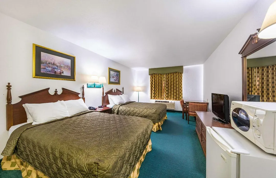 Rodeway Inn Decatur-1