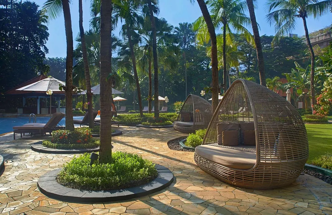 Shangri-La Surabaya-1