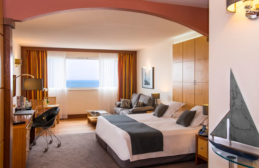 Grand Hôtel Les Flamants Roses Thalasso&Spa-1
