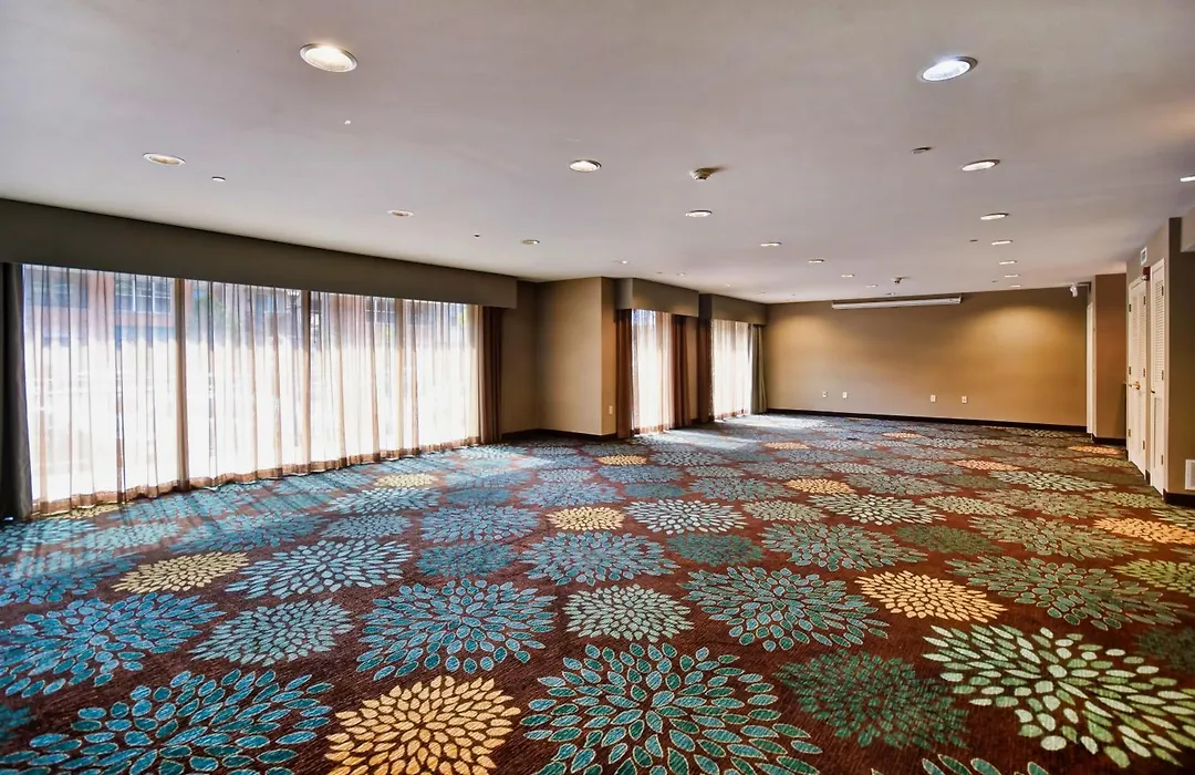 Staybridge Suites Middleton/Madison-West By Ihg-1
