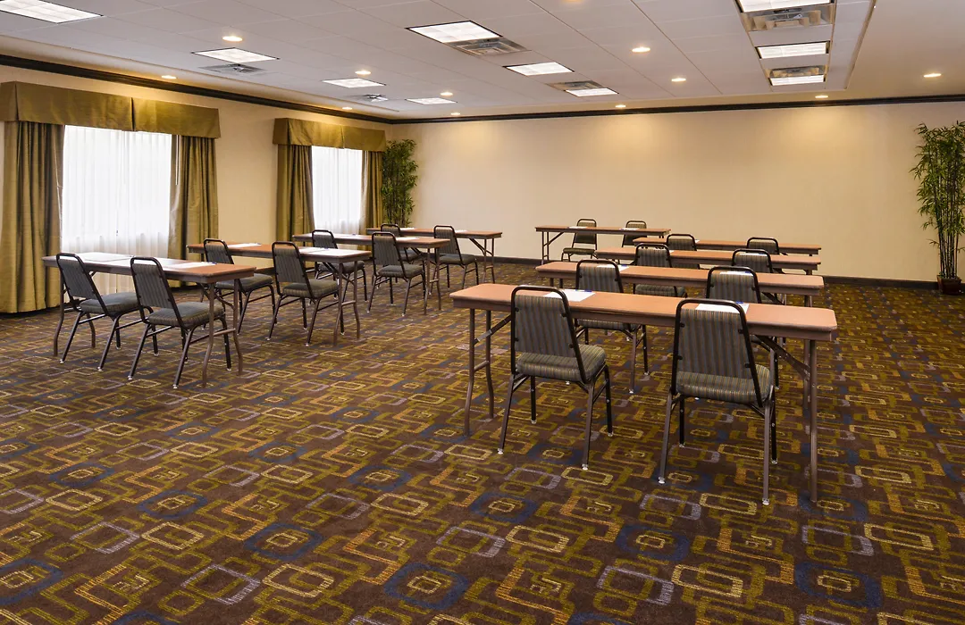 Holiday Inn Express & Suites Bridgeport By Ihg-1