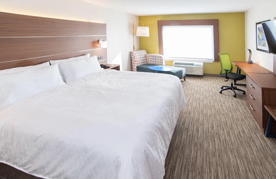 Holiday Inn Express & Suites - North Battleford By Ihg-1