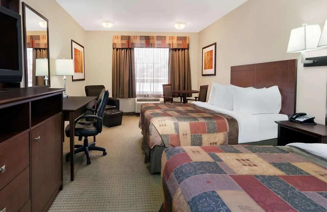 Ramada By Wyndham Weyburn-1
