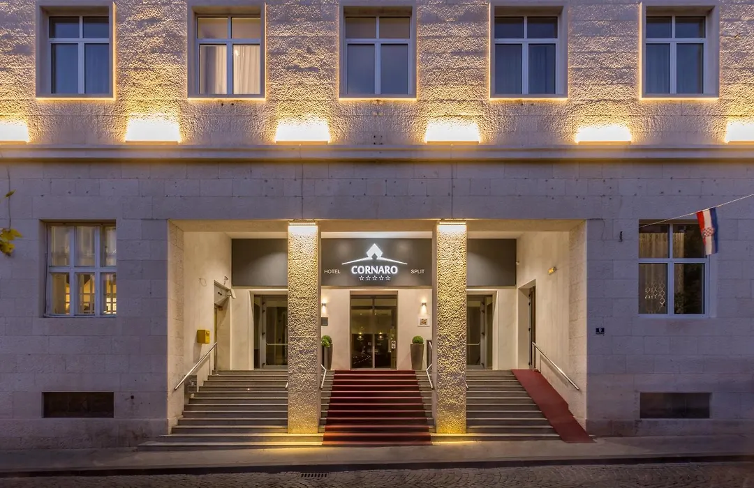 Cornaro Hotel-1
