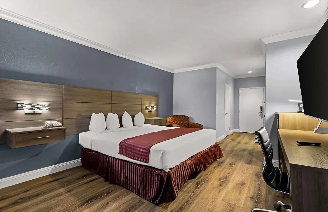 Best Western Moreno Hotel & Suites-1