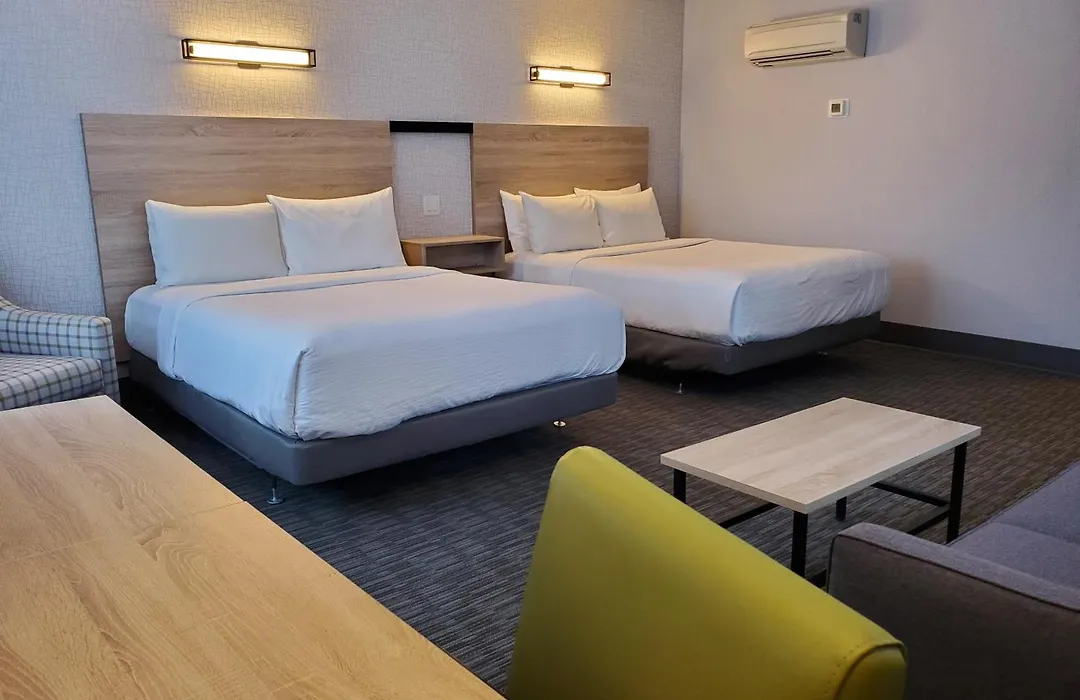 Mountaineer Lodge-1