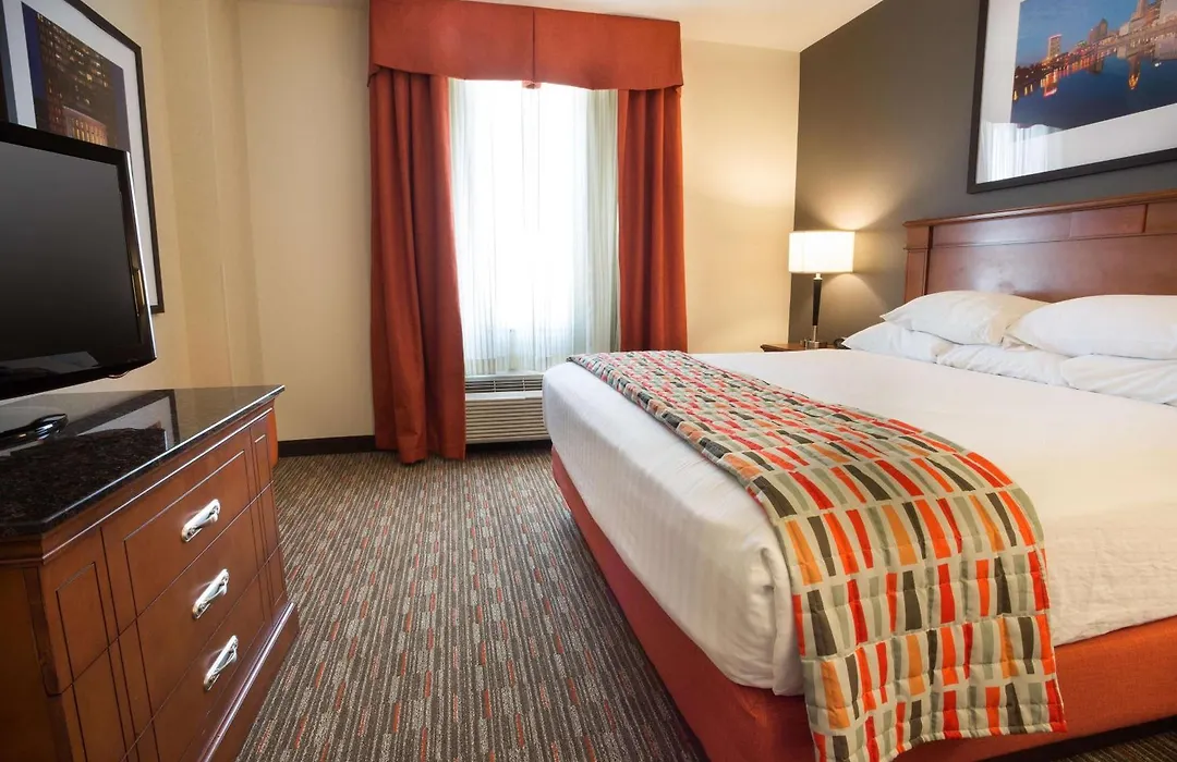 Drury Inn & Suites Columbus Grove City-1