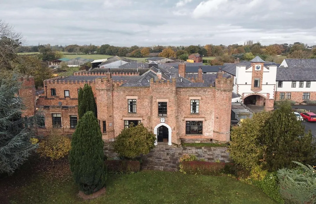 Crabwall Manor Hotel & Spa-1