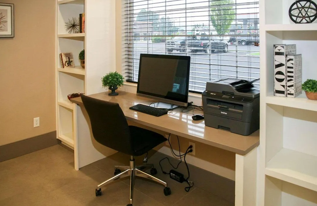 Country Inn & Suites By Radisson, Prineville, Or-1