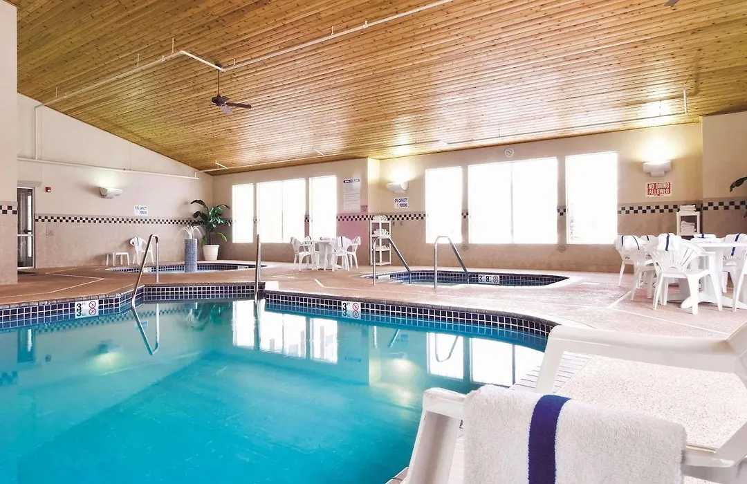 Country Inn & Suites By Radisson Albertville Near Outlet Mall-1