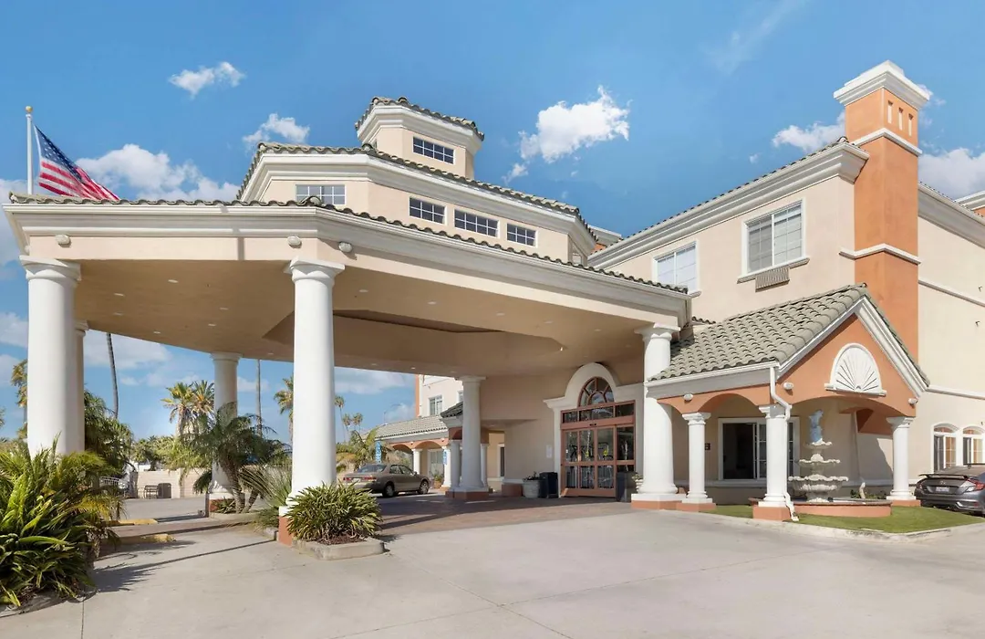Comfort Suites Oceanside Camp Pendleton Area-1