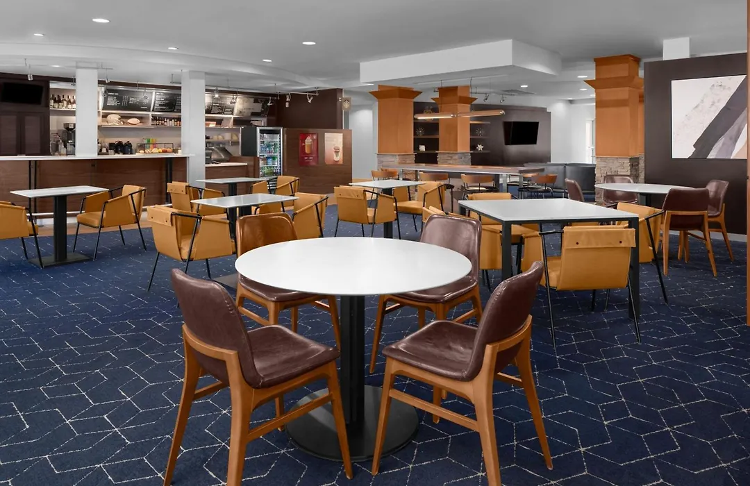 Courtyard By Marriott Phoenix West/Avondale-1