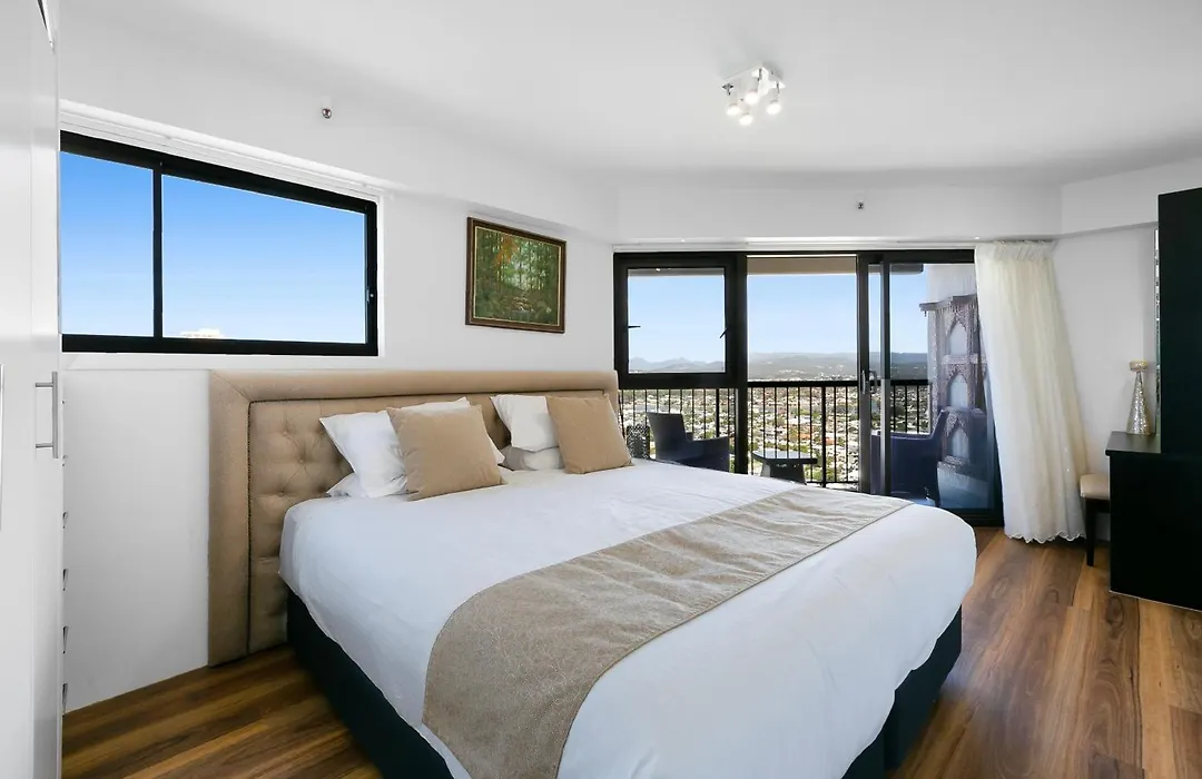 Burleigh Esplanade Apartments-1