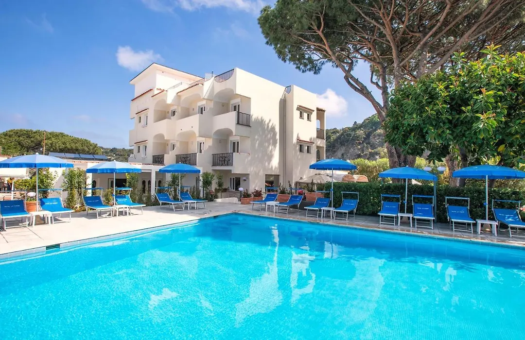 Le Canne Family Resort & Spa-1