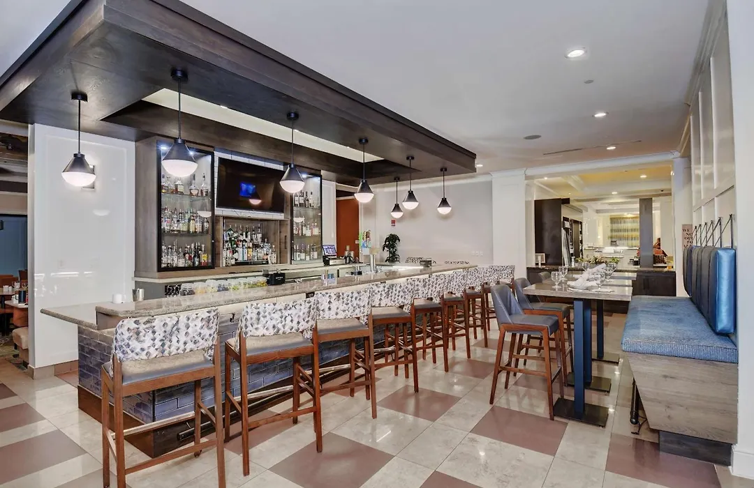 Hilton Garden Inn Palm Beach Gardens-1