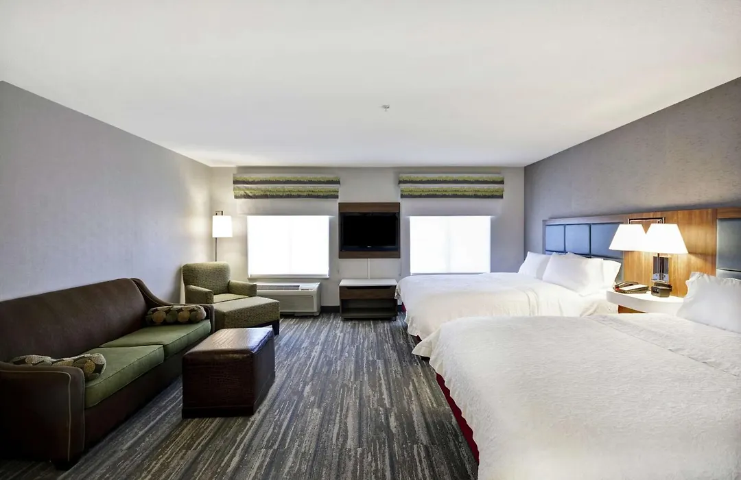 Hampton Inn & Suites Yuma-1