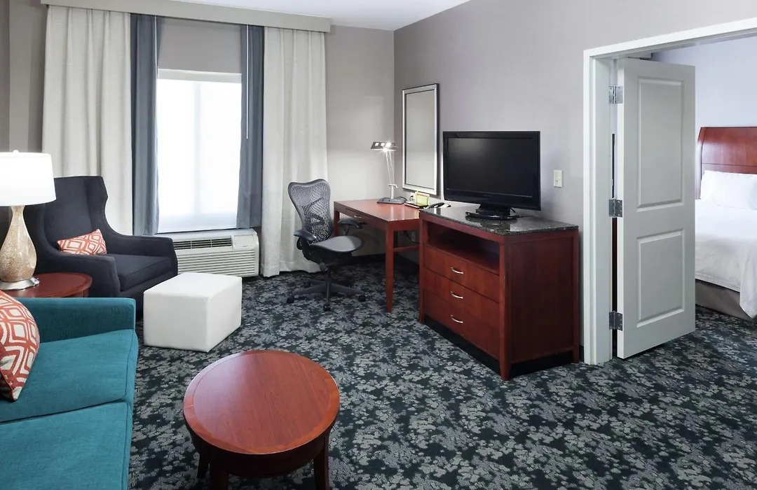 Hilton Garden Inn Lake Forest Mettawa-1