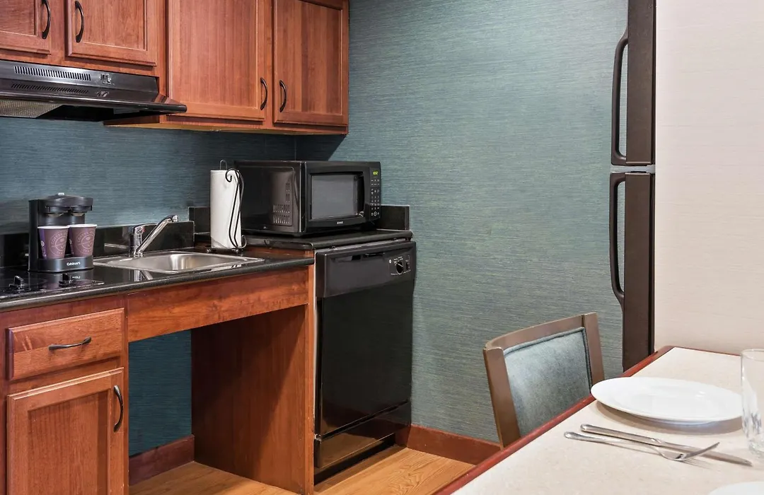 Homewood Suites By Hilton Cleveland-Beachwood-1