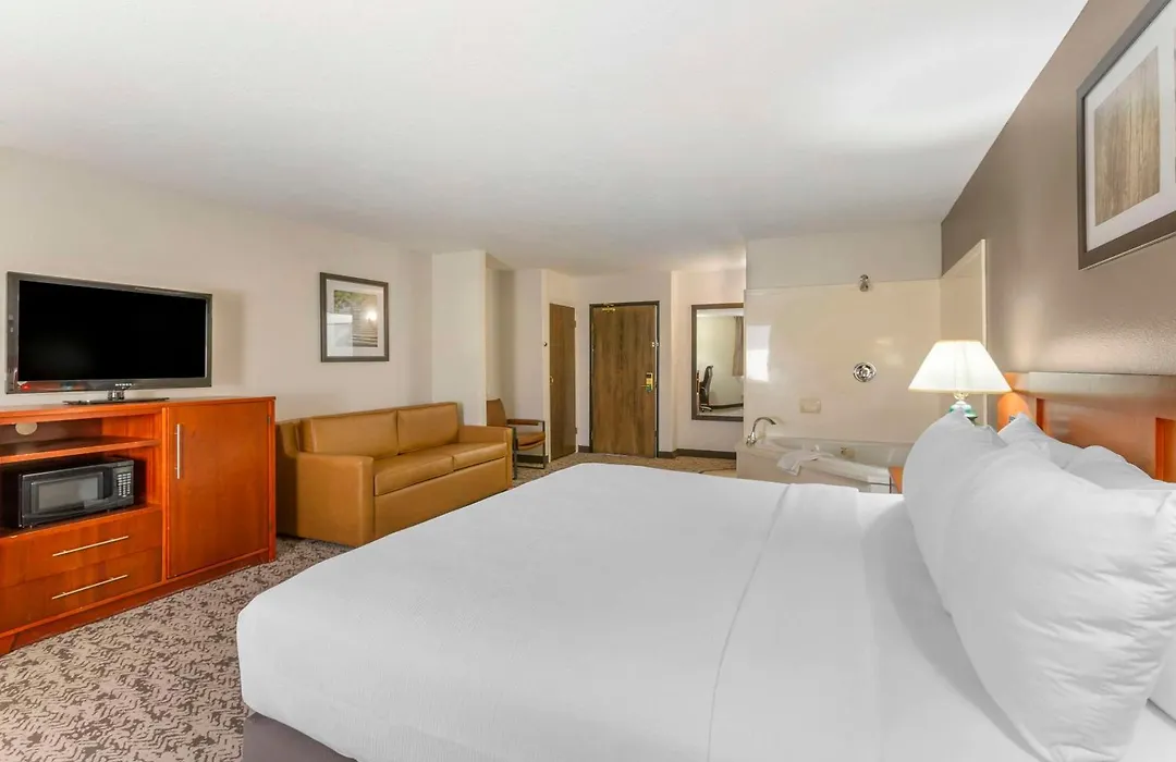 Quality Inn & Suites Fillmore I-15-1