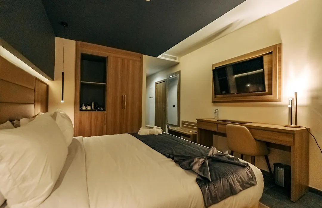 Ad Hotel Hydra-1