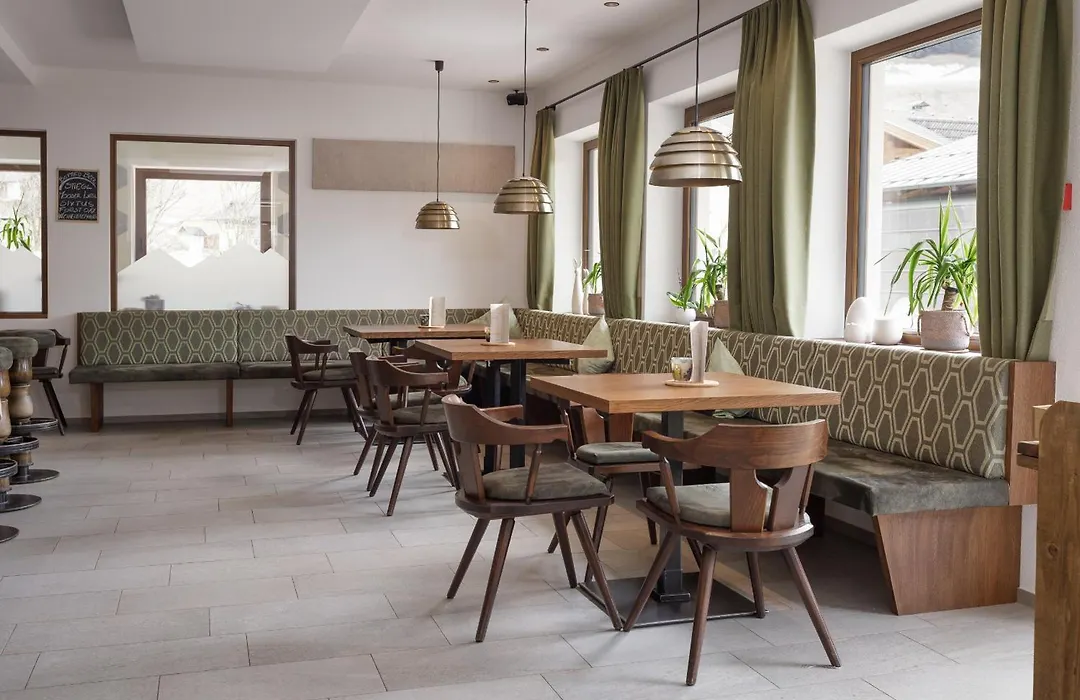 Hotel Bergland-1