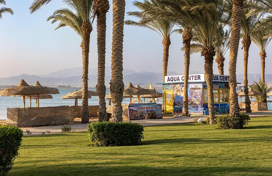 Palm Royale Resort - Soma Bay-1