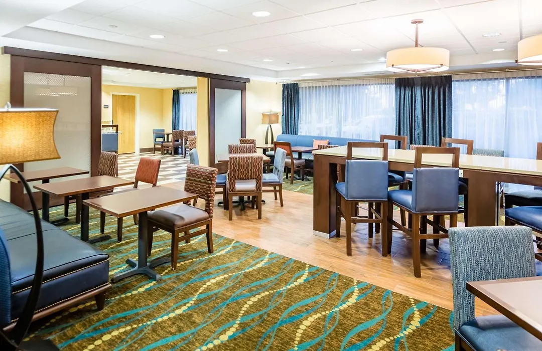 Hampton Inn St Charles St Peters-1