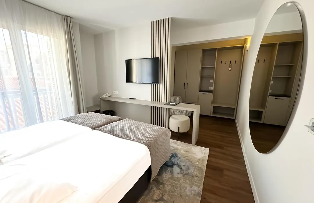 Hotel Marina-1