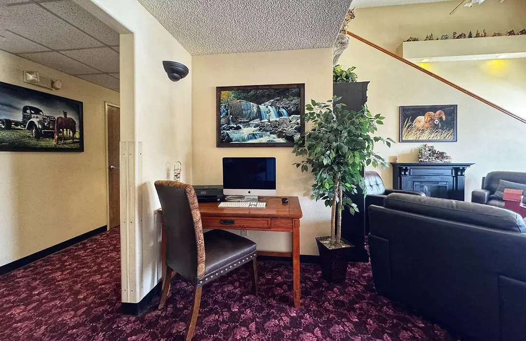 Stay Wise Inn Cedaredge-1