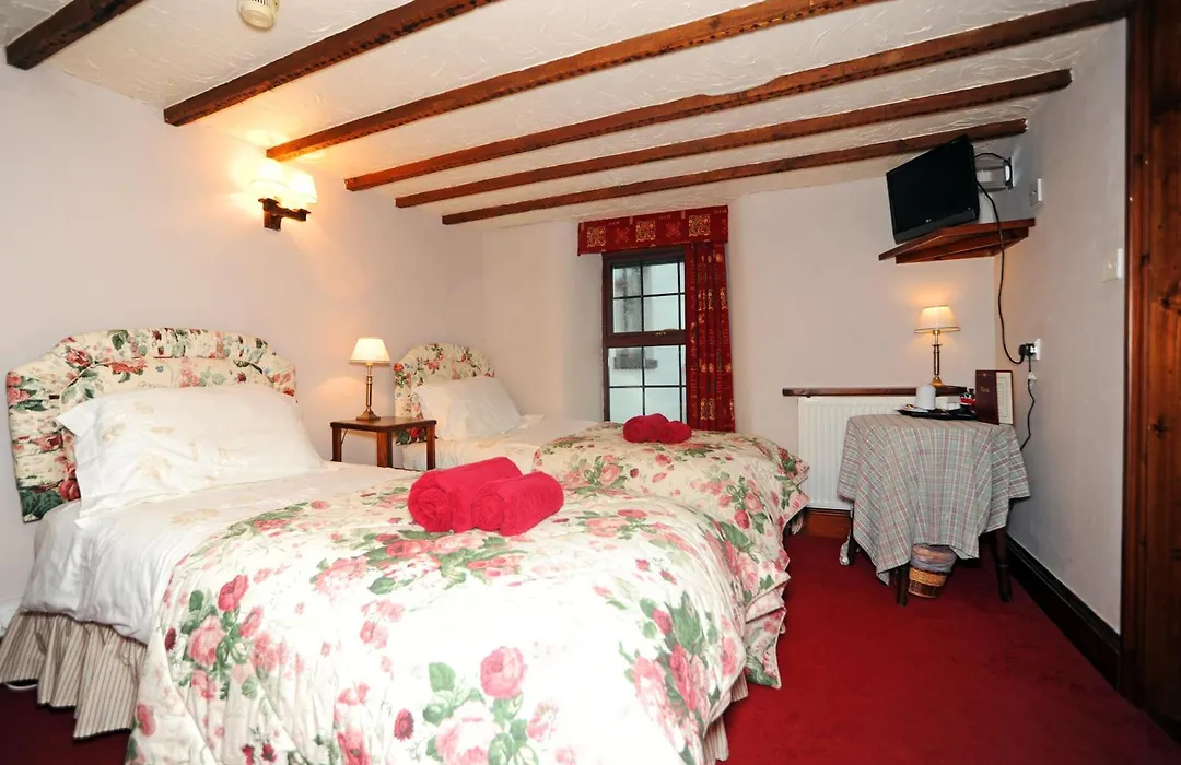 The West Country Inn-1