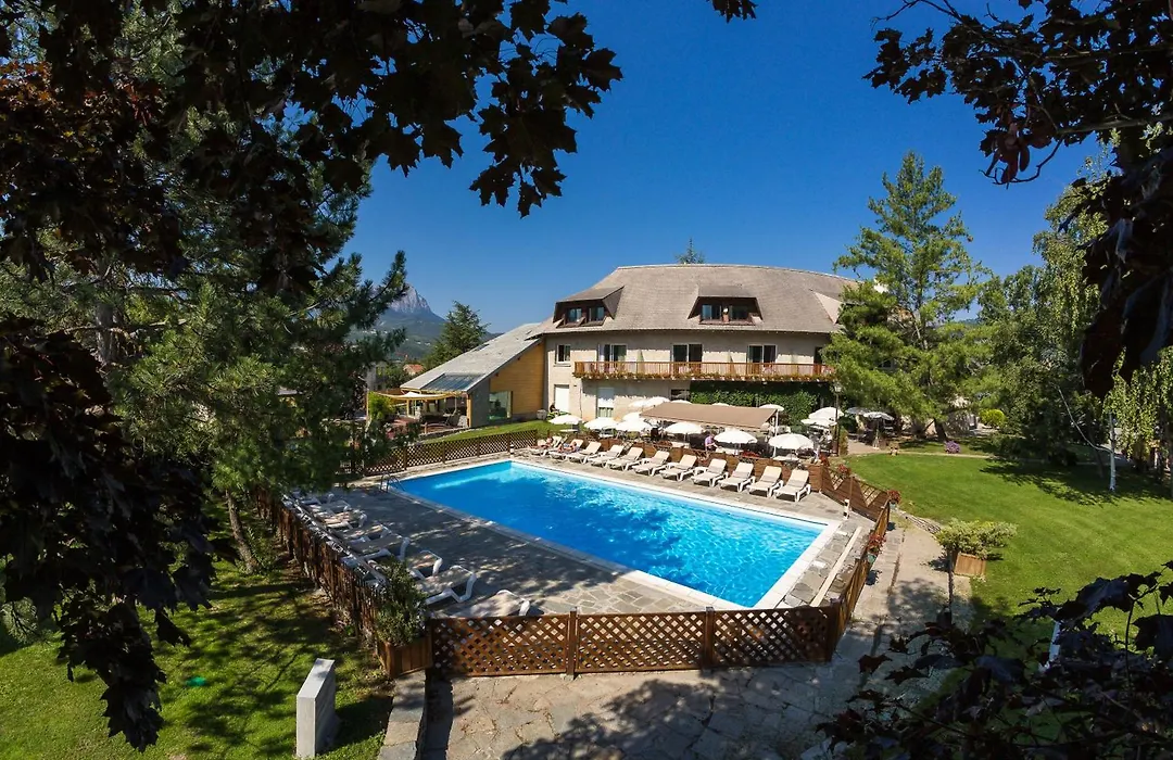 Hôtel&Spa Les Bartavelles-1
