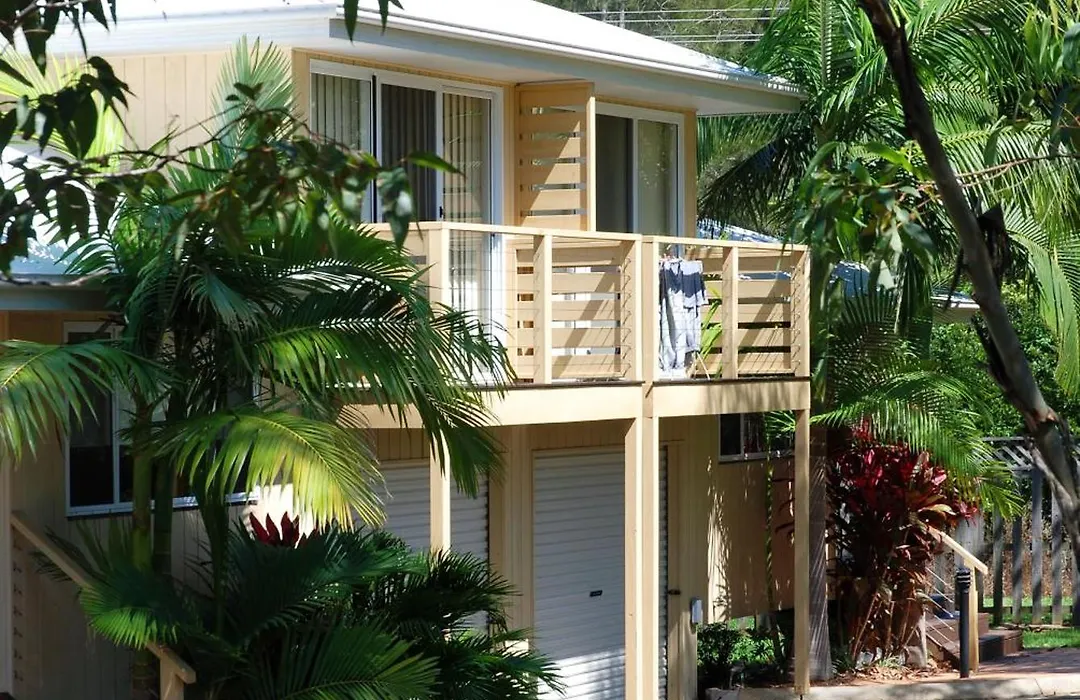 Flynns On Surf Beach Villas-1