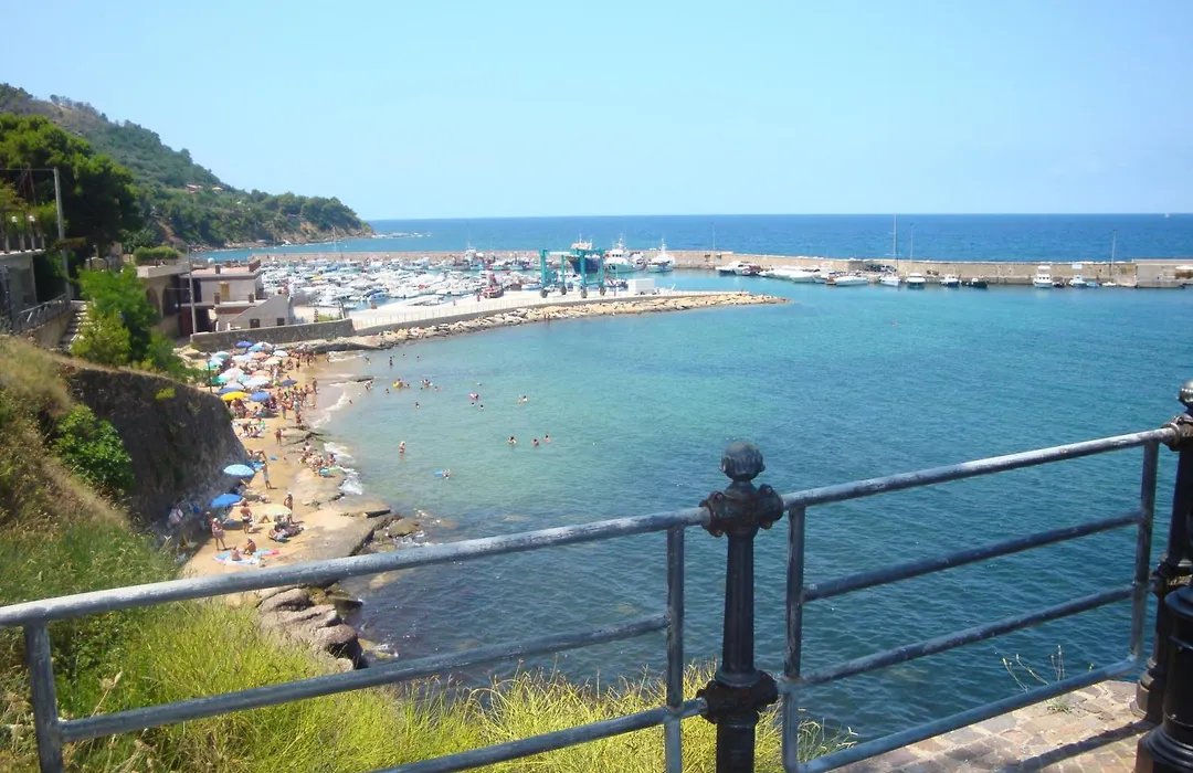 Hotel Mareluna-1